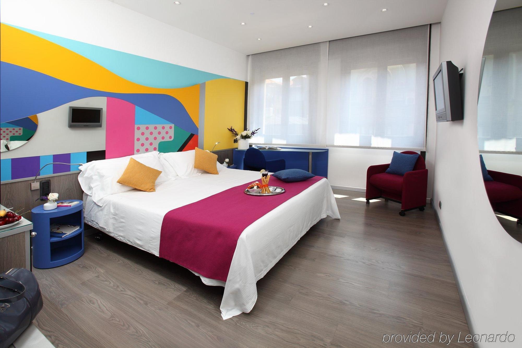 Hotel Mediolanum Esterno foto