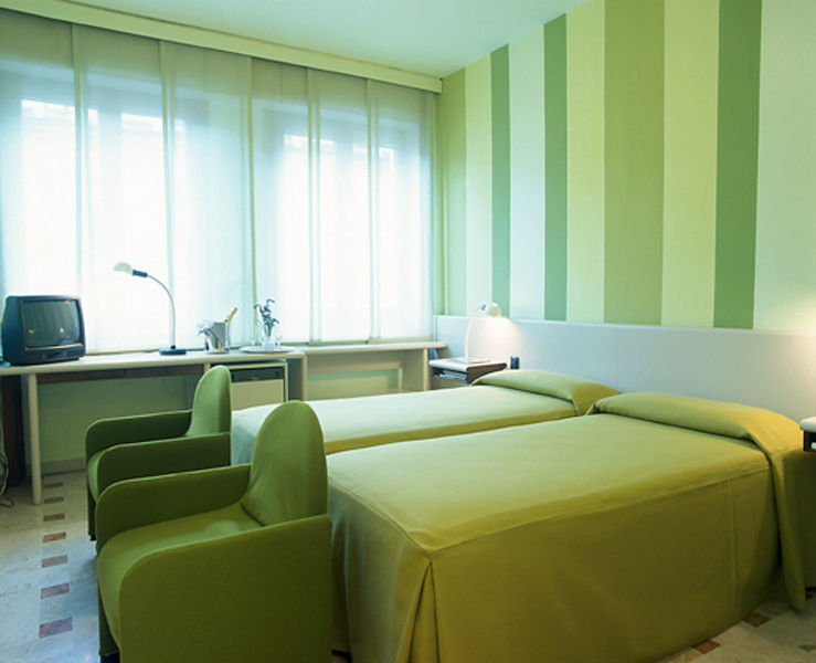 Hotel Mediolanum Esterno foto