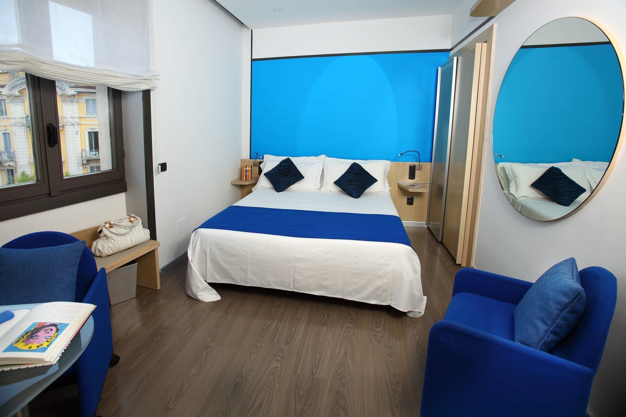 Hotel Mediolanum Esterno foto