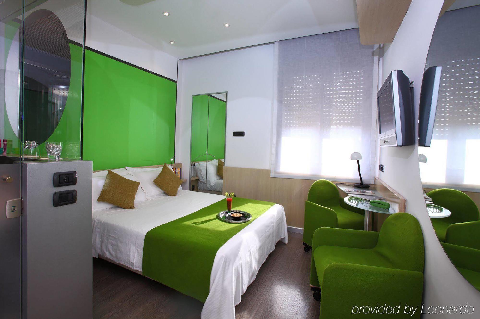 Hotel Mediolanum Esterno foto