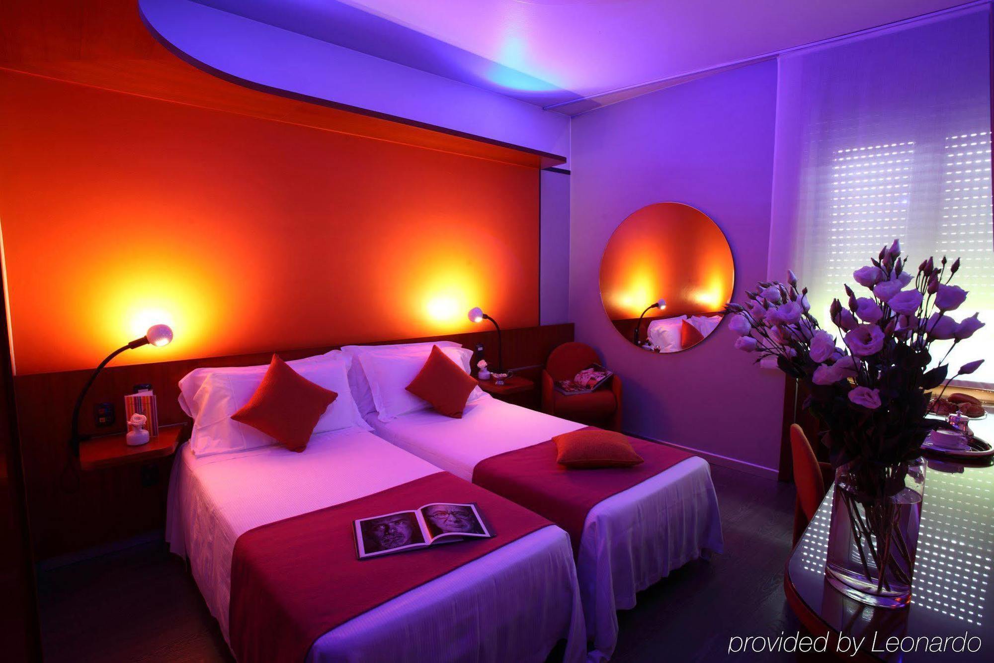 Hotel Mediolanum Esterno foto
