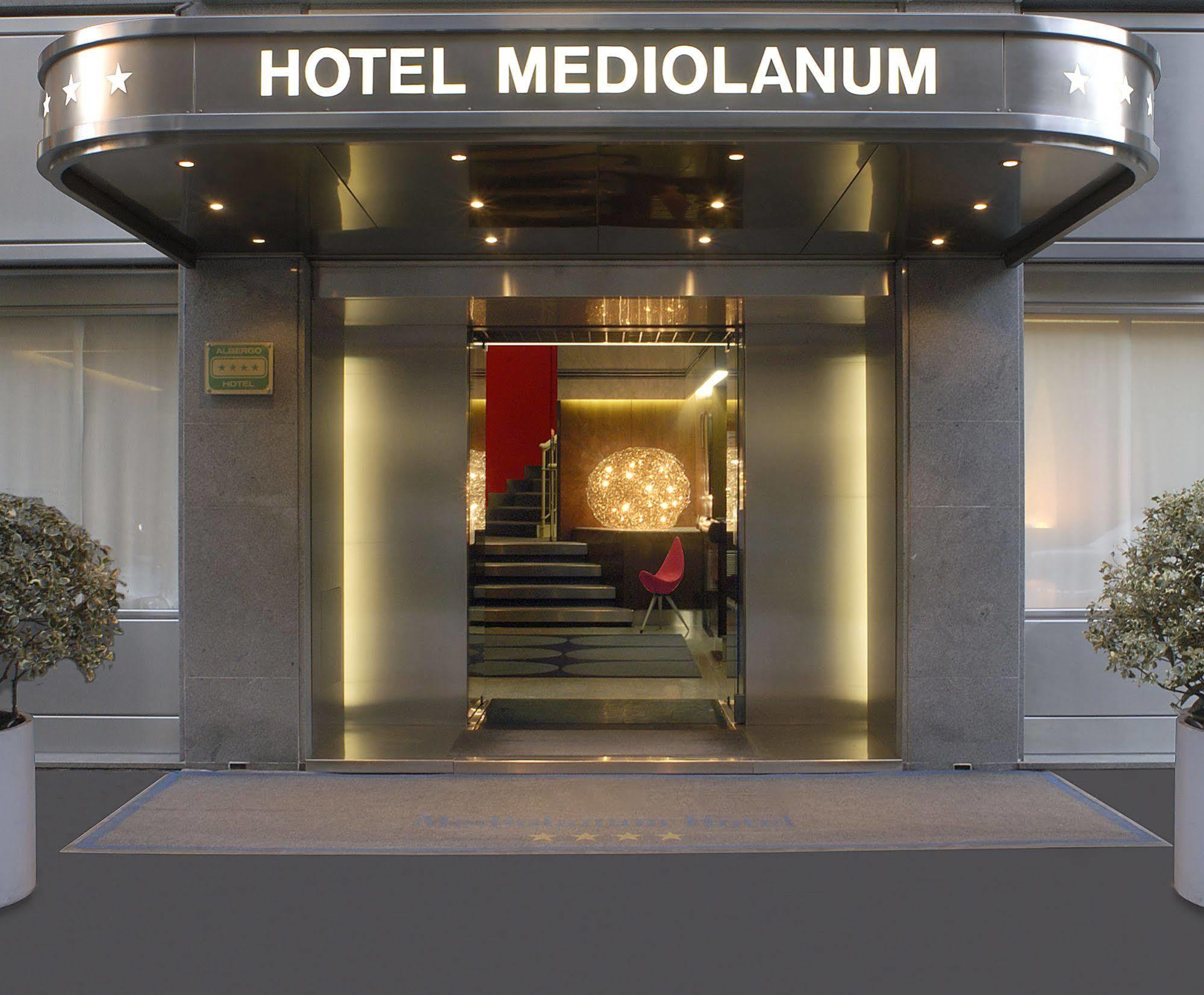 Hotel Mediolanum Esterno foto