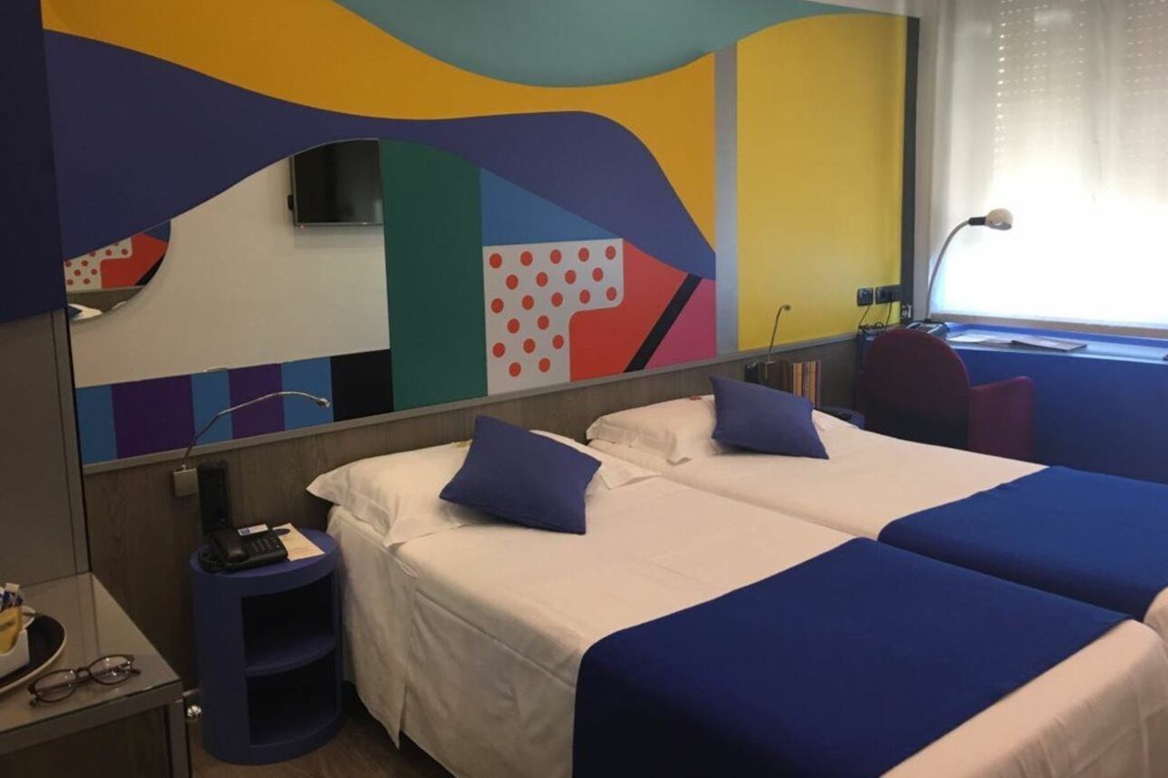 Hotel Mediolanum Esterno foto